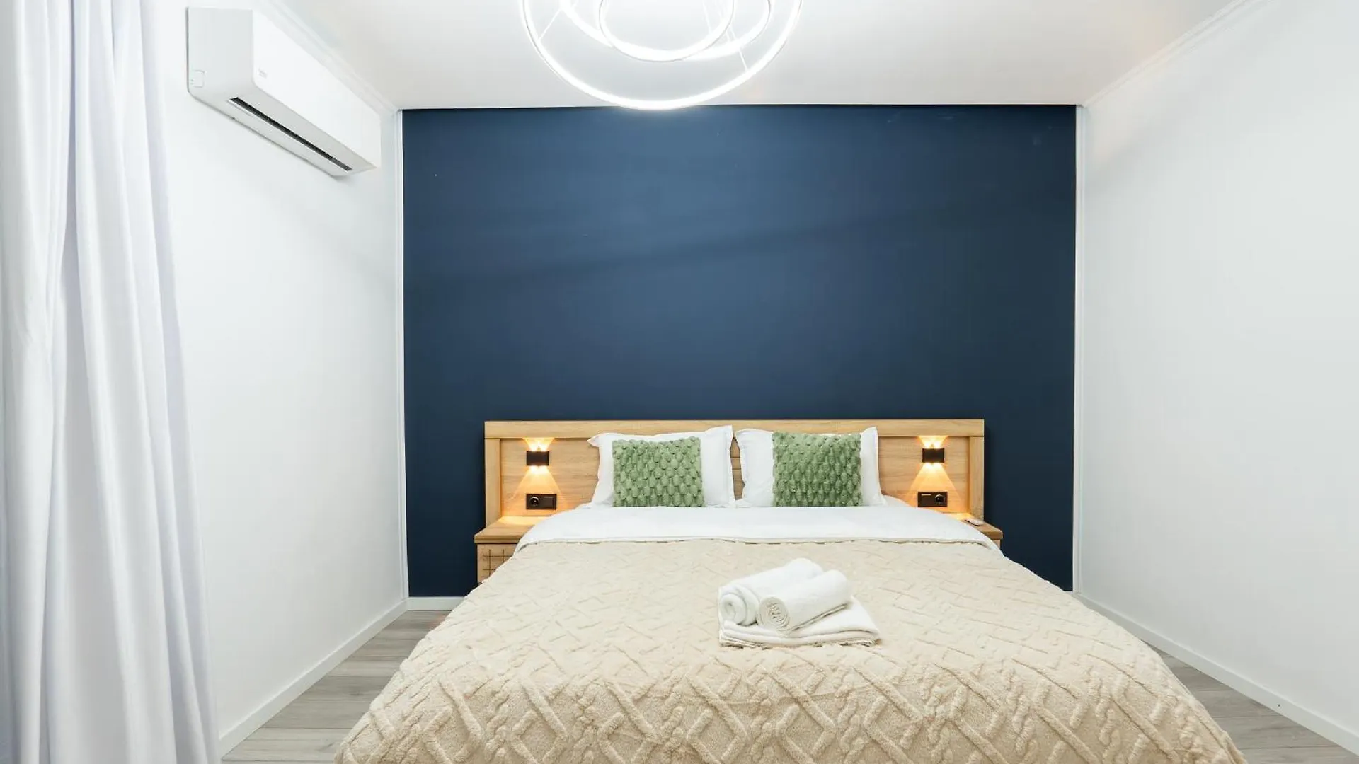 Tiflis Touch - Luxe And Spacious Apartments Tbilisi