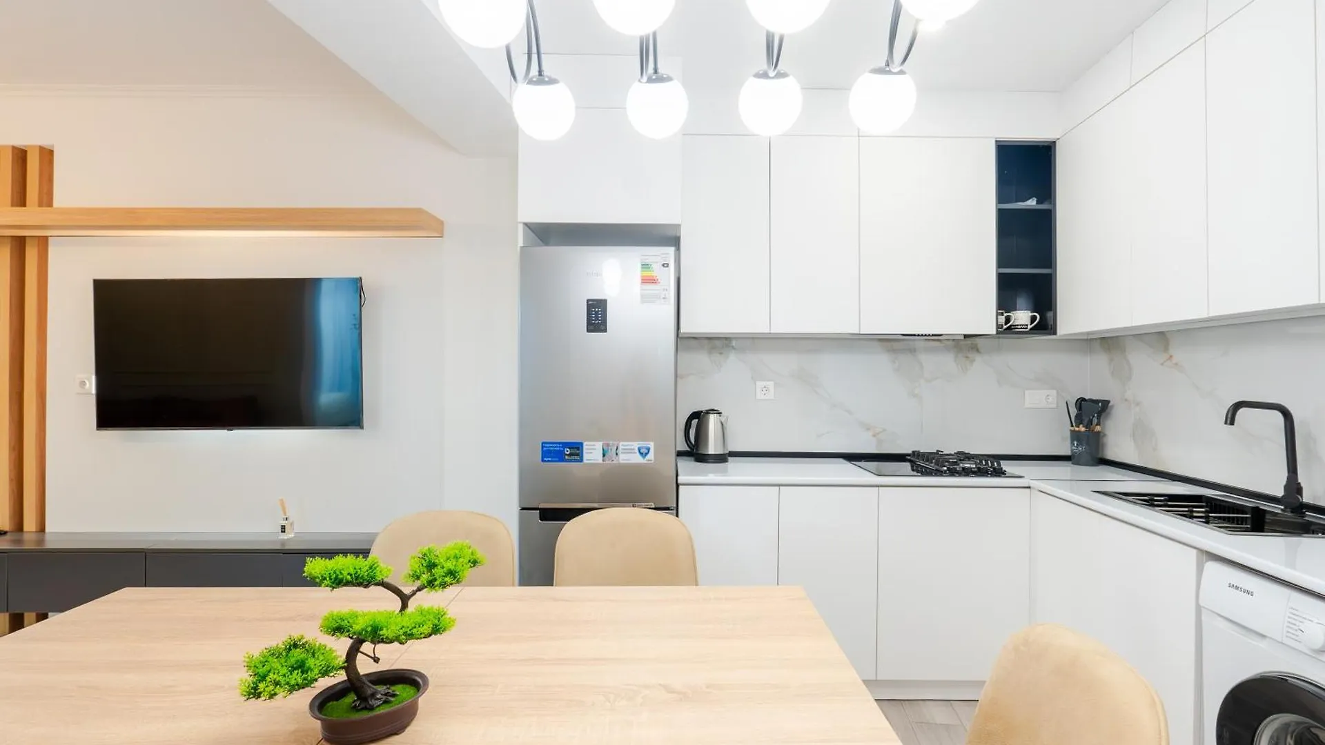 Tiflis Touch - Luxe And Spacious Apartments  Tbilisi