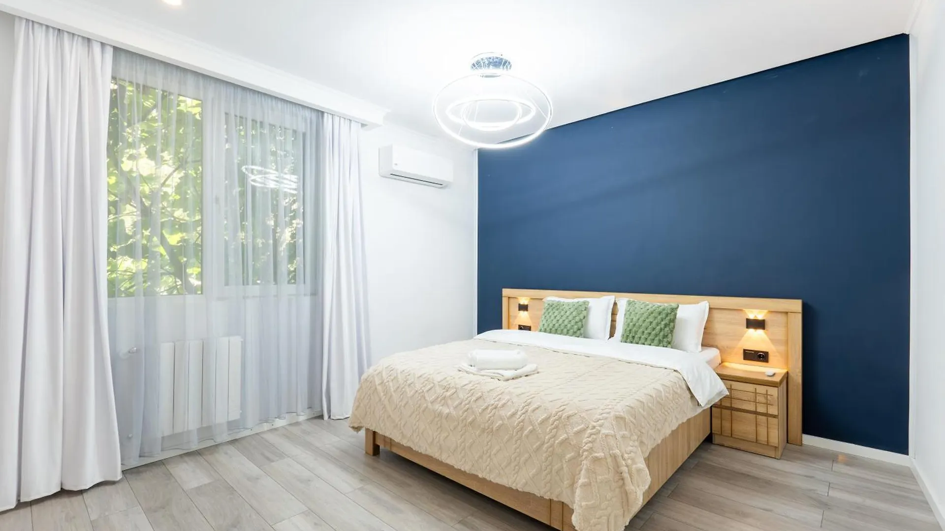 Tiflis Touch - Luxe And Spacious Apartments